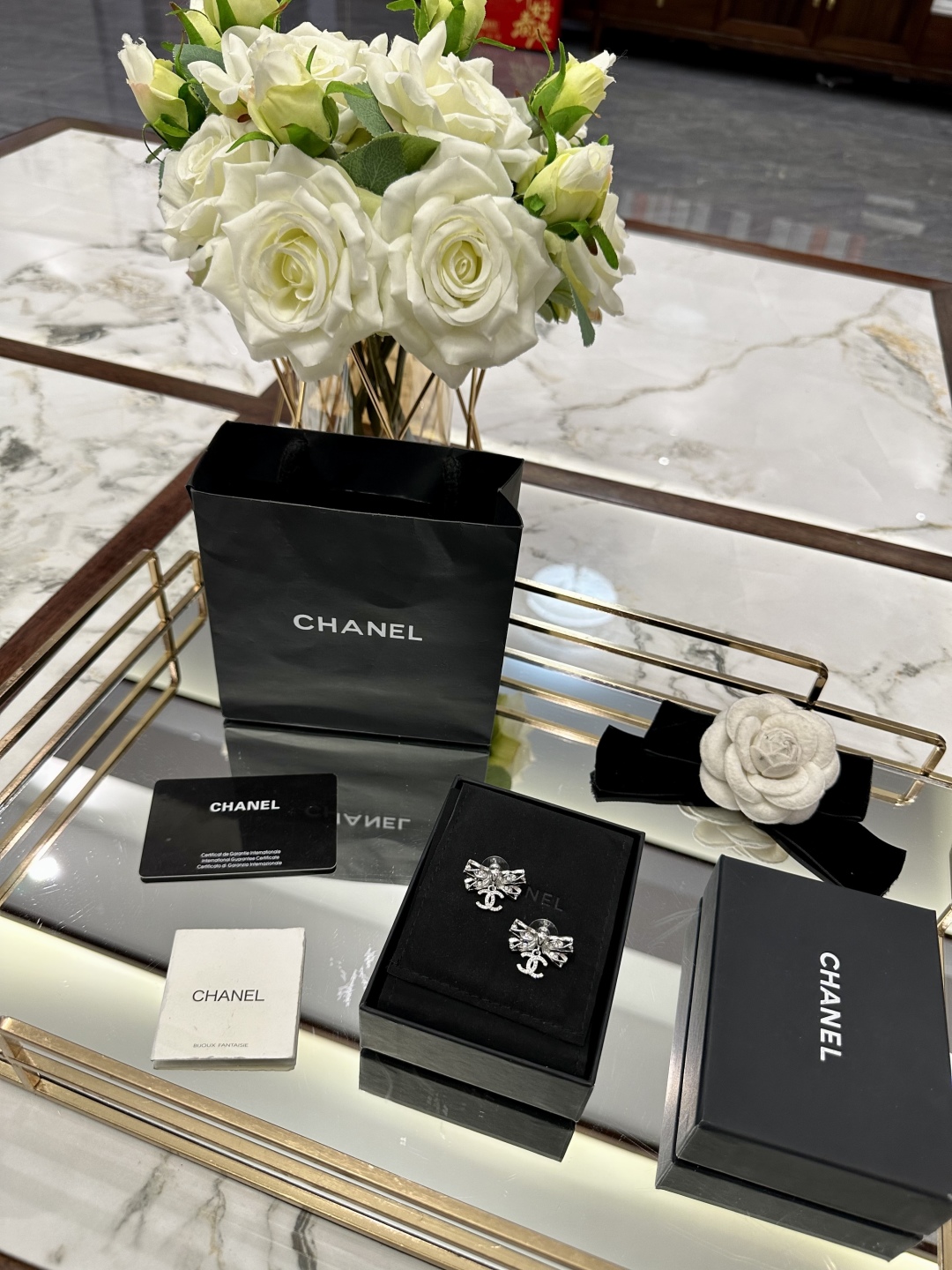 CHANEL jewelry model 90